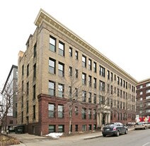 Soleil Apartments in Minneapolis, MN - Building Photo