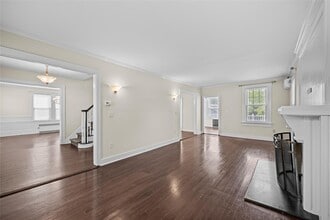 26 Crane Ave in White Plains, NY - Building Photo - Building Photo