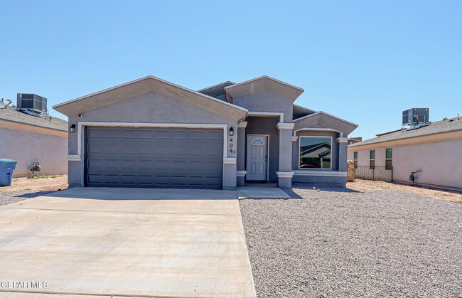 property at 404 Villa Ysleta