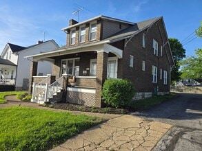 422 E Fifth St in Washington, MO - Building Photo - Building Photo