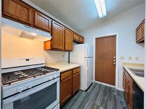 416 Greenlawn Blvd in Round Rock, TX - Building Photo - Building Photo