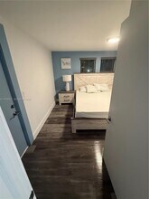 2020 Washington St in Hollywood, FL - Foto de edificio - Building Photo