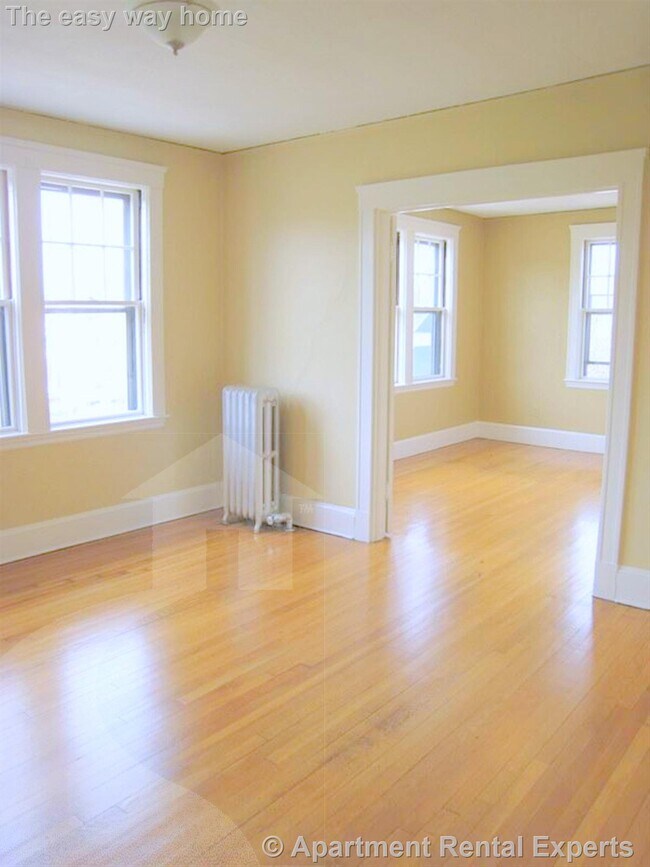 property at 172 Norfolk St