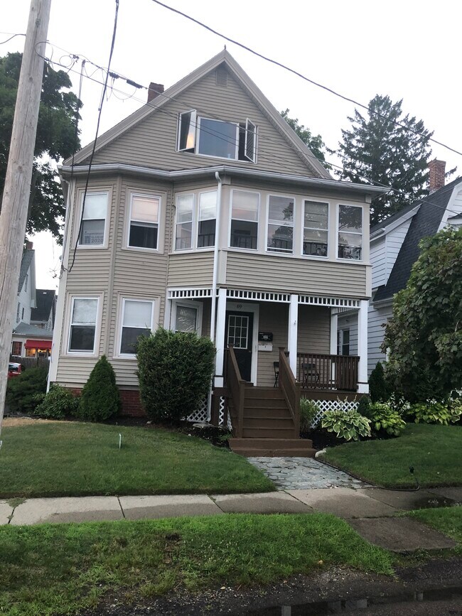 69 Lake View Ave Apartments and Nearby Lynn Apartments For Rent Lynn, MA
