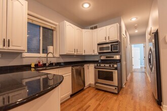 1508 W Erie St in Chicago, IL - Building Photo - Building Photo