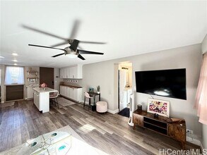 68-090-90 Au St in Waialua, HI - Building Photo - Building Photo