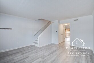 1836 Mepkin Rd in Charleston, SC - Building Photo - Building Photo