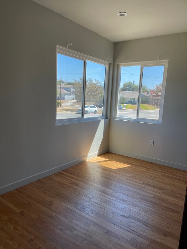 408 Elmgate St in Monterey Park, CA - Foto de edificio - Building Photo