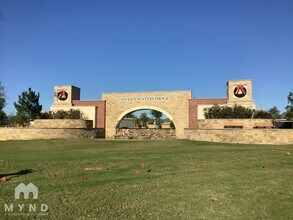 15480 Maple Ter Dr in Conroe, TX - Foto de edificio - Building Photo