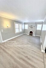 5340 Olive St in Kansas City, MO - Building Photo - Building Photo