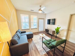 1740 Manarola St in Kissimmee, FL - Building Photo - Building Photo