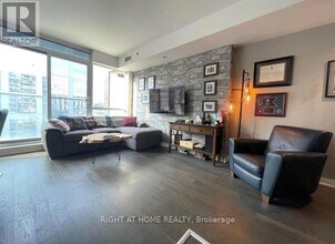 199 Slater St. in Ottawa, ON - Building Photo - Building Photo