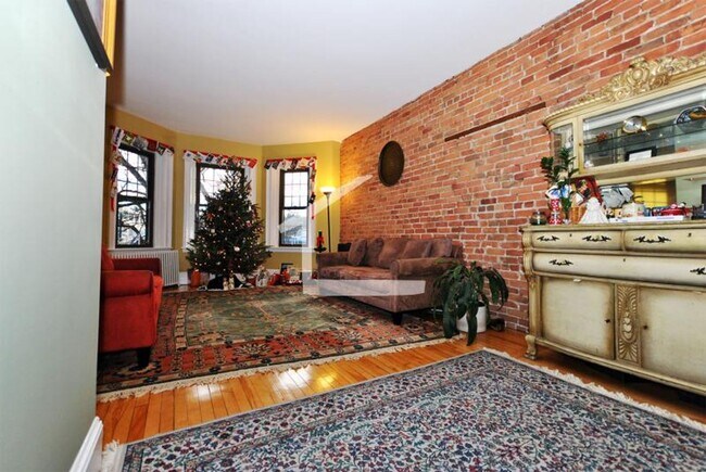 1163 Commonwealth Ave in Boston, MA - Building Photo - Building Photo