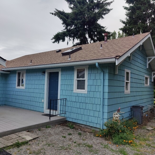 property at 3515 T Ave