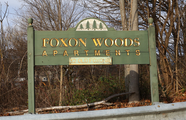 Foxon Woods Apartments in New Haven, CT - Building Photo - Building Photo