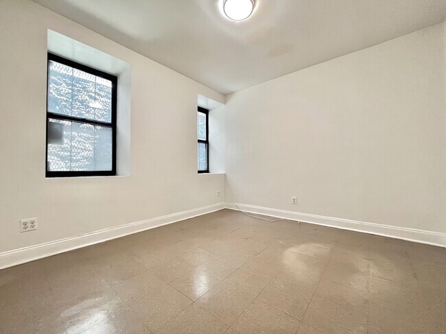 523 W 135th St in New York, NY - Building Photo - Building Photo
