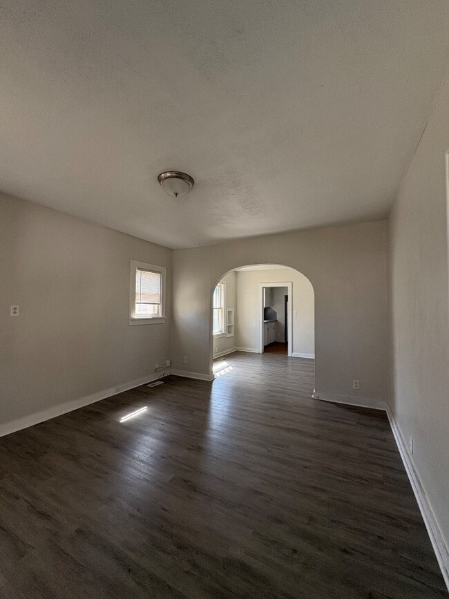 property at 609 N Madison St