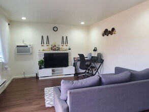 1582 Albatross Dr in Sunnyvale, CA - Building Photo - Building Photo