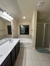 1013 Larch Ln in Denton, TX - Building Photo - Building Photo