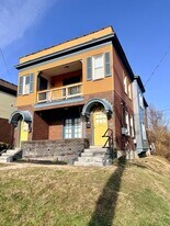 224 Ingram Ave in Pittsburgh, PA - Building Photo