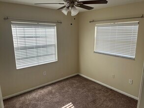 604 Princeton St in Brandon, FL - Building Photo - Building Photo