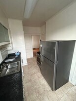 1381 Union St in Schenectady, NY - Building Photo