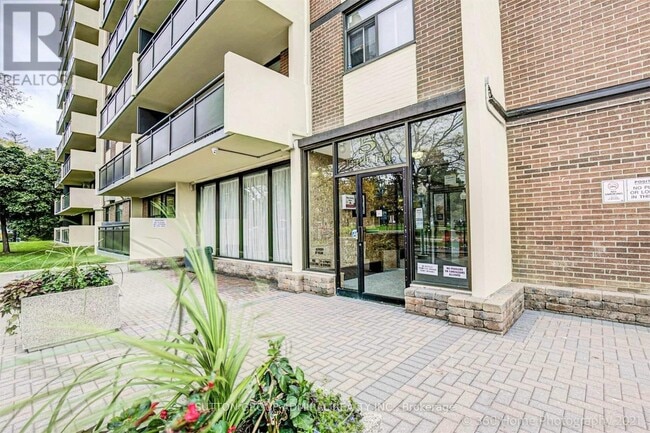 property at 5 Frith Rd