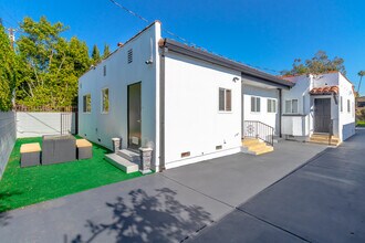 161 N Willaman Dr, Unit 1 in Beverly Hills, CA - Building Photo - Building Photo