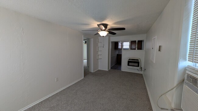 320 W Dill St in Shawnee, OK - Building Photo - Building Photo