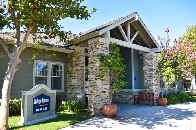 Vintage Gardens Senior Apartments in West Covina, CA - Building Photo - Building Photo