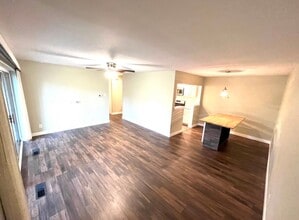 429 Drummers Ln in Wayne, PA - Building Photo - Building Photo