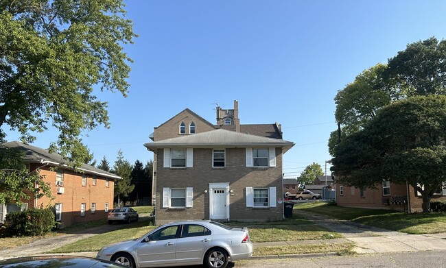 1315 Chardon Ct, Unit D
