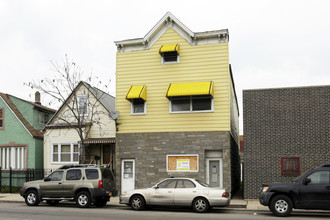 3806 W Armitage Ave in Chicago, IL - Building Photo - Building Photo