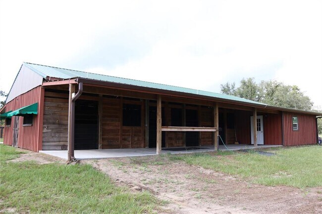 6850 US-41 in Morriston, FL - Building Photo - Building Photo