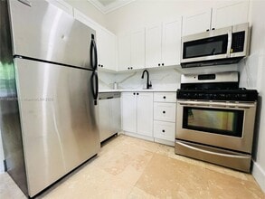 1470 Lincoln Terrace in Miami Beach, FL - Building Photo - Building Photo