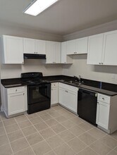 3867 Bakers Ferry Rd SW in Atlanta, GA - Building Photo - Building Photo