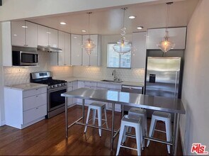 8807 Reading Ave in Los Angeles, CA - Building Photo - Building Photo