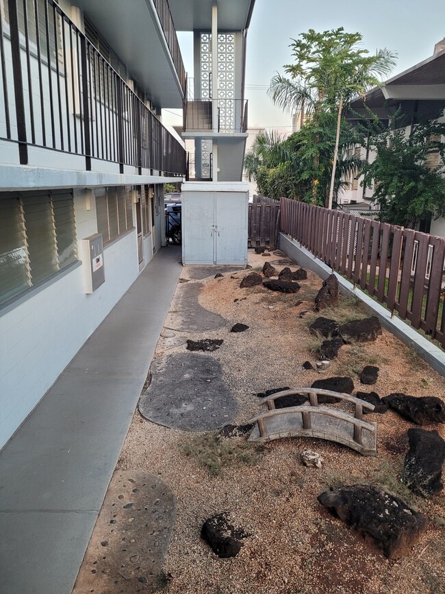 property at 1526 Kewalo St