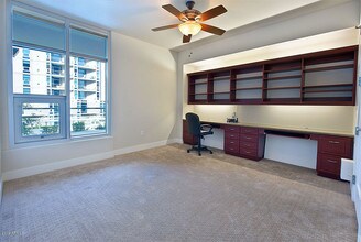 140 E Rio Salado Pkwy-Unit -205 in Tempe, AZ - Building Photo - Building Photo