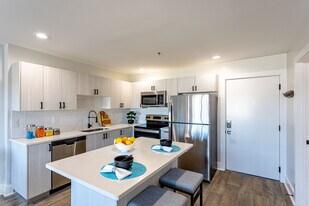 The Flats Off Madison in Clarksville, TN - Building Photo