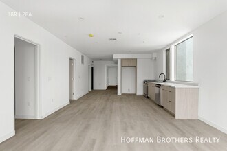 3755 S Canfield Ave in Los Angeles, CA - Foto de edificio - Building Photo