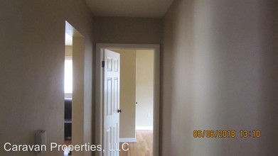 102 Hulda Ln in Colorado Springs, CO - Foto de edificio - Building Photo