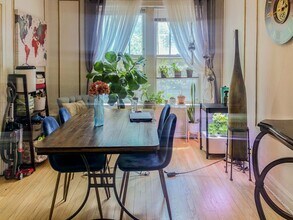 435 W Surf St, Unit 1H in Chicago, IL - Building Photo - Building Photo