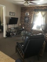 105 Morris St Apartments