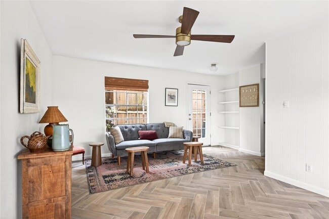 property at 1700 Houston St