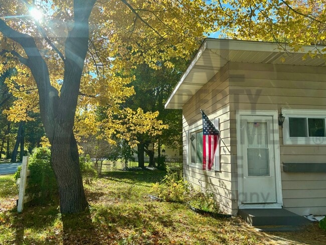 property at 4409 W Dunes Hwy