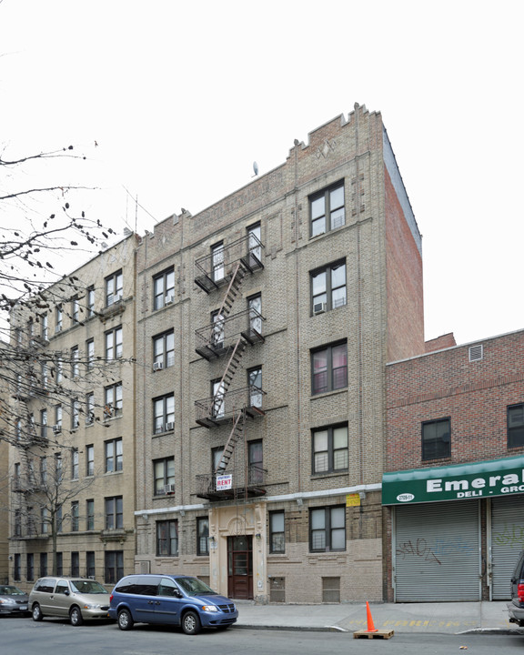 2707 Briggs Ave in Bronx, NY - Building Photo