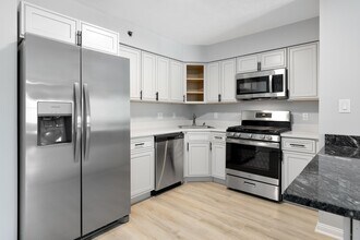 Bitonti Place in Morgantown, WV - Building Photo - Building Photo