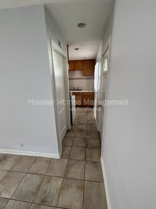 1902 E 35th St in Indianapolis, IN - Building Photo - Building Photo