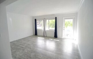 3681 NE 170th St in North Miami Beach, FL - Building Photo